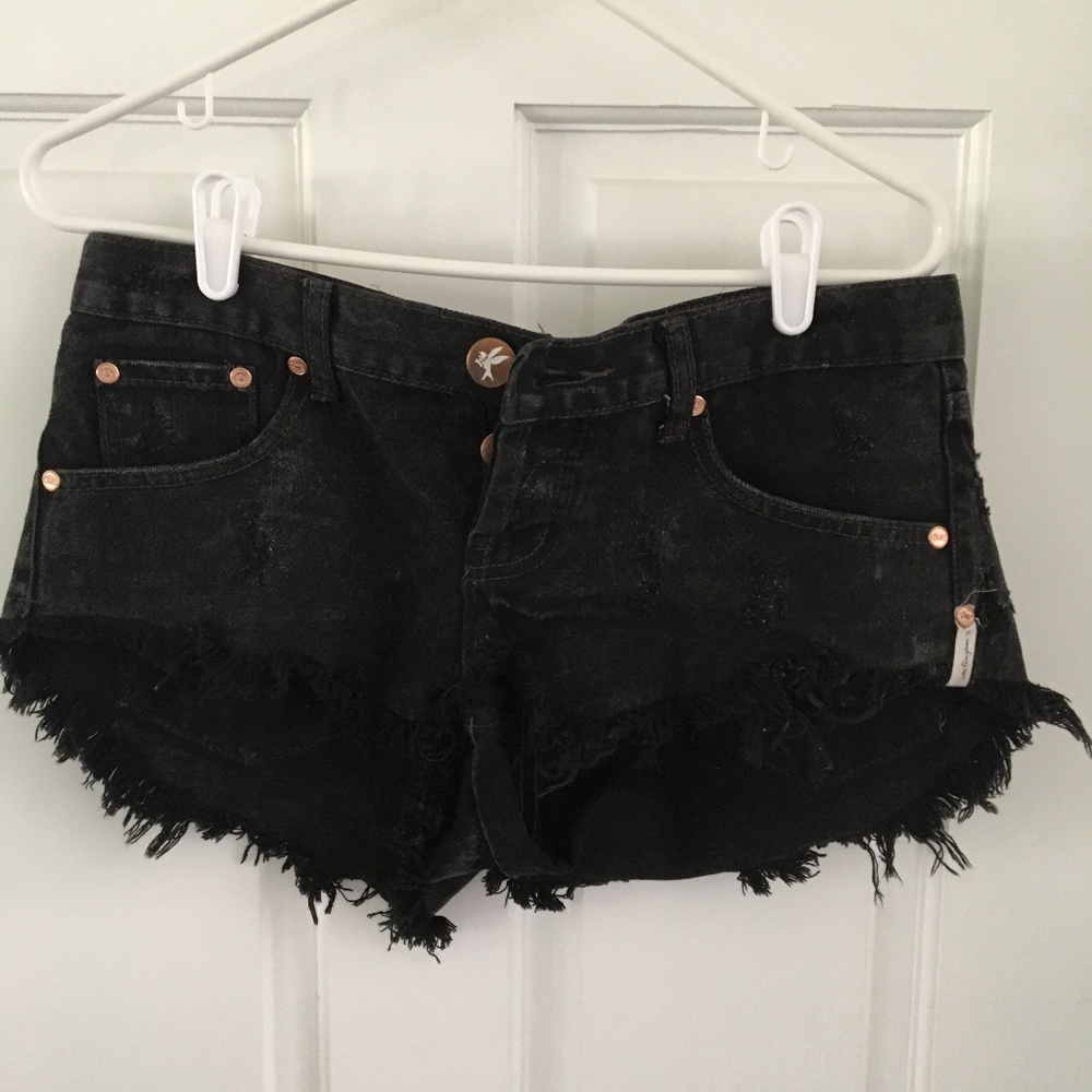 One Teaspoon Black Distressed Denim Shorts Sz 27